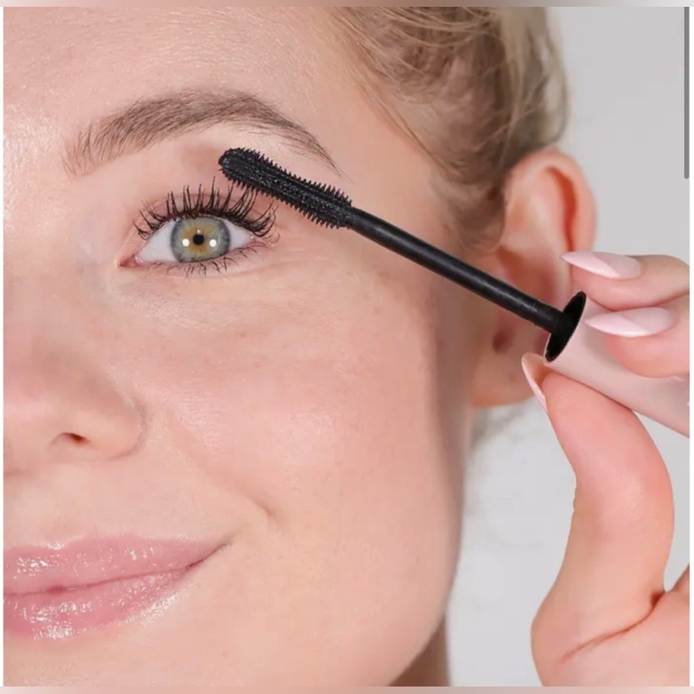 NIB Wander Beauty Upgraded Lashes Treatment Mascara - Jet Black - Picture 7 of 10